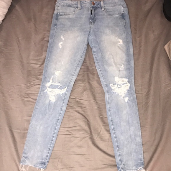 American Eagle Outfitters Denim - American Eagle lightwash distressed skinny